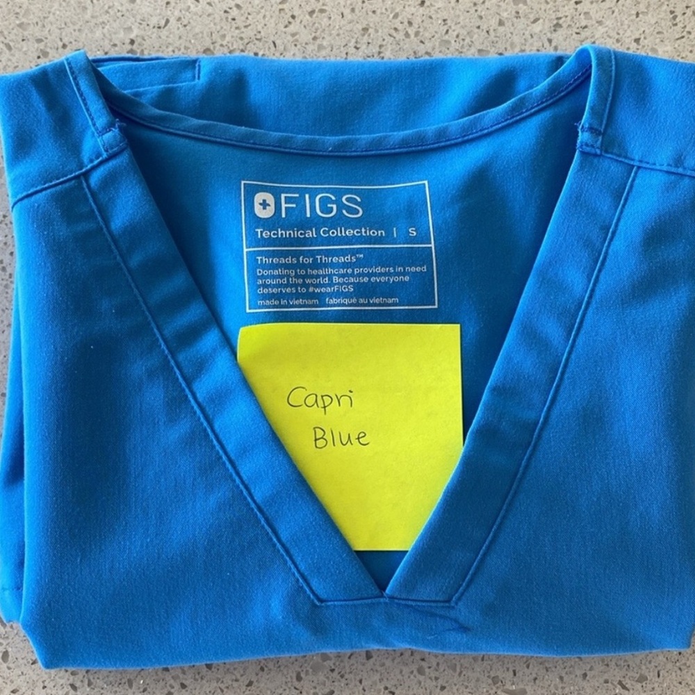 Figs Capri Blue Scrub Top